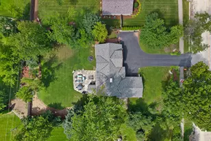 7857 N Lake Dr, Fox Point, WI 53217 - Photo 4
