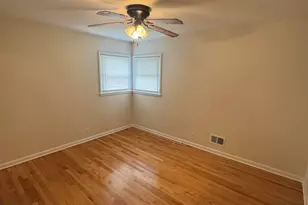 7810 W Kathryn Ave, Milwaukee, WI 53218 - Photo 4