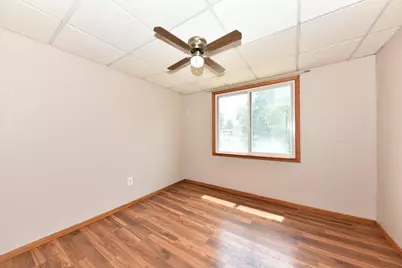 1475 S 95th St, West Allis, WI 53214 - Photo 20