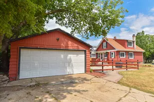 1475 S 95th St, West Allis, WI 53214 - Photo 30
