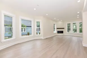 5804 W Michigan St, Wauwatosa, WI 53213 - Photo 14