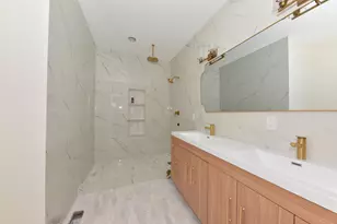 5804 W Michigan St, Wauwatosa, WI 53213 - Photo 4