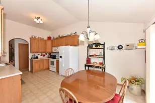 369 N Redding Cir, Belgium, WI 53004 - Photo 6
