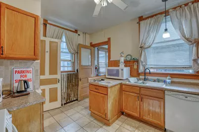 546 N 32nd St, Milwaukee, WI 53208 - Photo 10