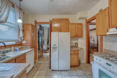 546 N 32nd St, Milwaukee, WI 53208 - Photo 12