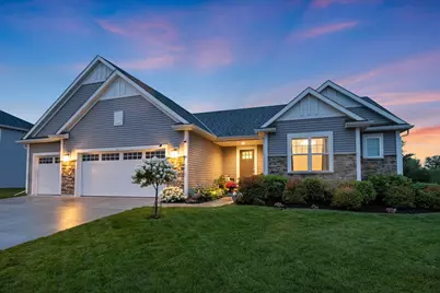 213  Emerald Blvd, Saukville, WI 53080 - Photo 46
