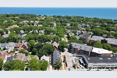 2604 E Park Pl #1, Milwaukee, WI 53211 - Photo 18