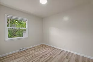 4560 N 47th St, Milwaukee, WI 53218 - Photo 20