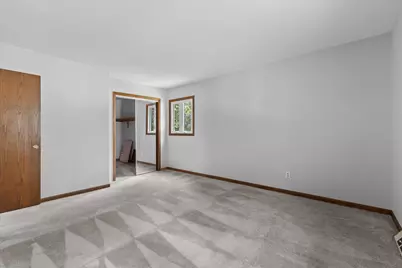 6011 W Edgerton Ave, Greendale, WI 53129 - Photo 50