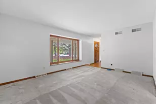 6011 W Edgerton Ave, Greendale, WI 53129 - Photo 6