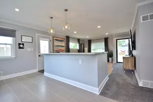 4460 S 21st St, Milwaukee, WI 53221 - Photo 14