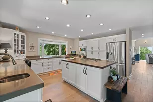 1085 Saratoga Ln, Geneva, WI 53147 - Photo 22