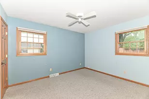209 Parkview Dr, Burlington, WI 53105 - Photo 20