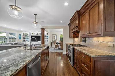 870 E Birch Ave, Whitefish Bay, WI 53217 - Photo 8