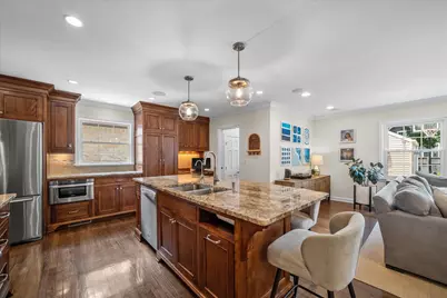 870 E Birch Ave, Whitefish Bay, WI 53217 - Photo 12