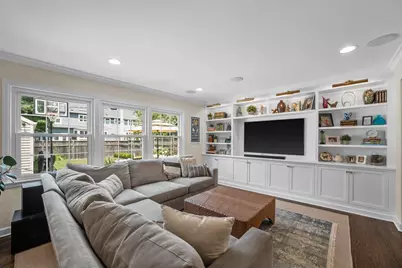 870 E Birch Ave, Whitefish Bay, WI 53217 - Photo 14