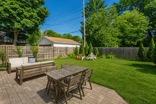 1018 E Hampton Rd, Whitefish Bay, WI 53217 - Photo 22