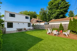 1018 E Hampton Rd, Whitefish Bay, WI 53217 - Photo 20