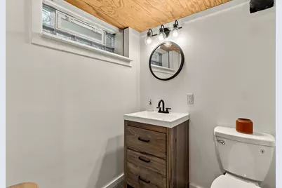 1018 E Hampton Rd, Whitefish Bay, WI 53217 - Photo 16