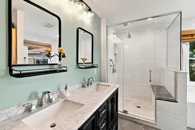 1018 E Hampton Rd, Whitefish Bay, WI 53217 - Photo 8