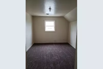 1617  Hamilton St, Racine, WI 53404 - Photo 12