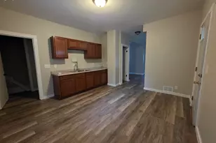 1617 Hamilton St, Racine, WI 53404 - Photo 2