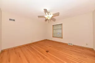 4204 Menomonee River Pkwy, Wauwatosa, WI 53222 - Photo 18