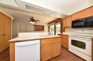 4204 Menomonee River Pkwy, Wauwatosa, WI 53222 - Photo 8