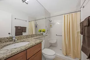 1660 N Prospect Ave, Milwaukee, WI 53202 - Photo 18