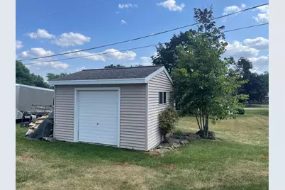 982 W Acorn Dr, Lomira, WI 53048 - Photo 16