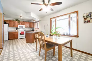 982 W Acorn Dr, Lomira, WI 53048 - Photo 2