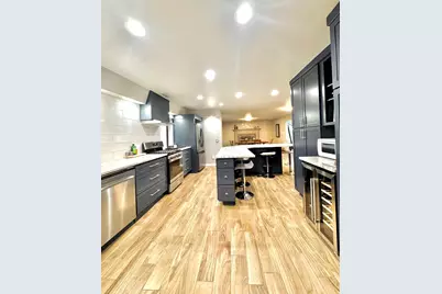727 E Madison St, Oconomowoc, WI 53066 - Photo 1