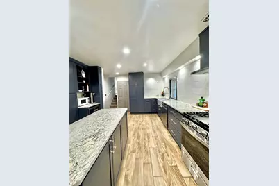 727 E Madison St, Oconomowoc, WI 53066 - Photo 4