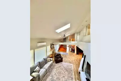 727 E Madison St, Oconomowoc, WI 53066 - Photo 16
