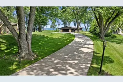 13464 N Lakewood Dr, Mequon, WI 53097 - Photo 66