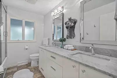 13464 N Lakewood Dr, Mequon, WI 53097 - Photo 22