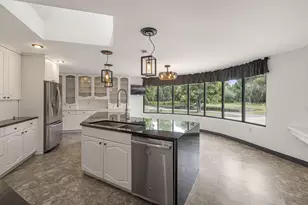 903 W Hazel Ridge Rd, Elkhorn, WI 53121 - Photo 12