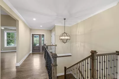 460 S Stone Ridge Dr, Lake Geneva, WI 53147 - Photo 2