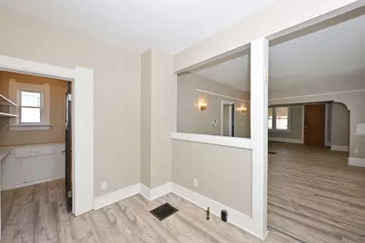1949 N 25th St, Milwaukee, WI 53205 - Photo 20