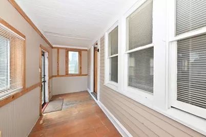 1949 N 25th St, Milwaukee, WI 53205 - Photo 4
