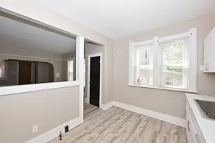 1949 N 25th St, Milwaukee, WI 53205 - Photo 14