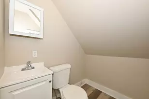 1949 N 25th St, Milwaukee, WI 53205 - Photo 32