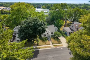 225 Fremont St, Watertown, WI 53098 - Photo 4
