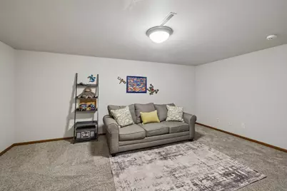110  Brewster Dr, Lake Mills, WI 53551 - Photo 36