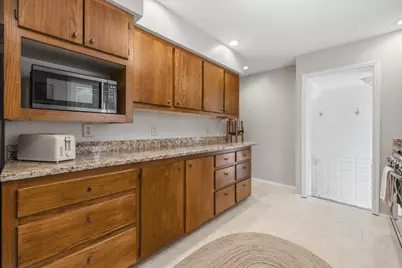 W278N2147  Lakeview Dr, Pewaukee, WI 53072 - Photo 22