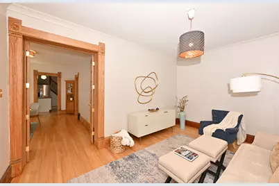 2525 N Pierce St, Milwaukee, WI 53212 - Photo 6