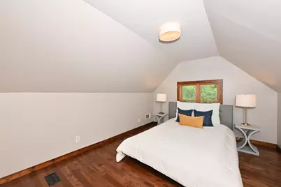 2525 N Pierce St, Milwaukee, WI 53212 - Photo 16