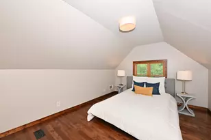 2525 N Pierce St, Milwaukee, WI 53212 - Photo 16