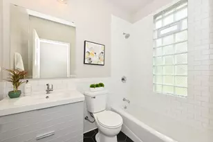 2525 N Pierce St, Milwaukee, WI 53212 - Photo 14