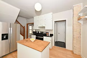 2525 N Pierce St, Milwaukee, WI 53212 - Photo 12